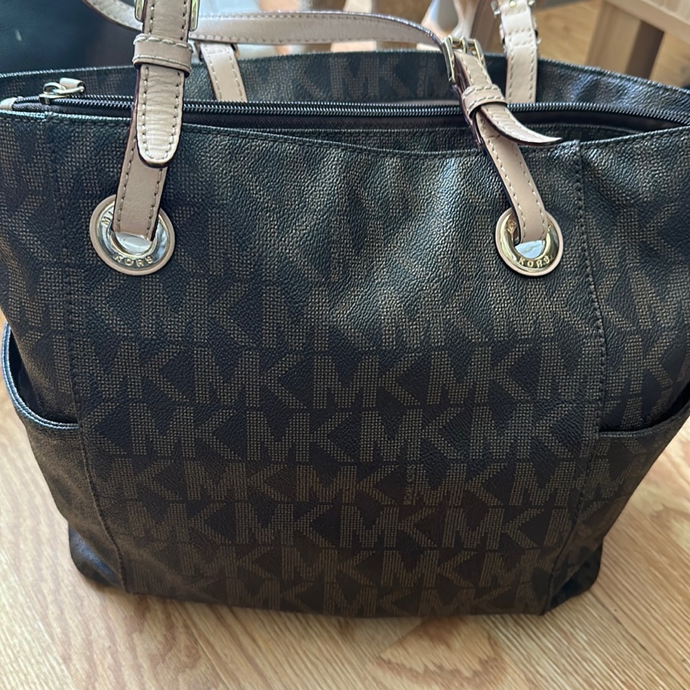 Brown Michael Kors Signature purse